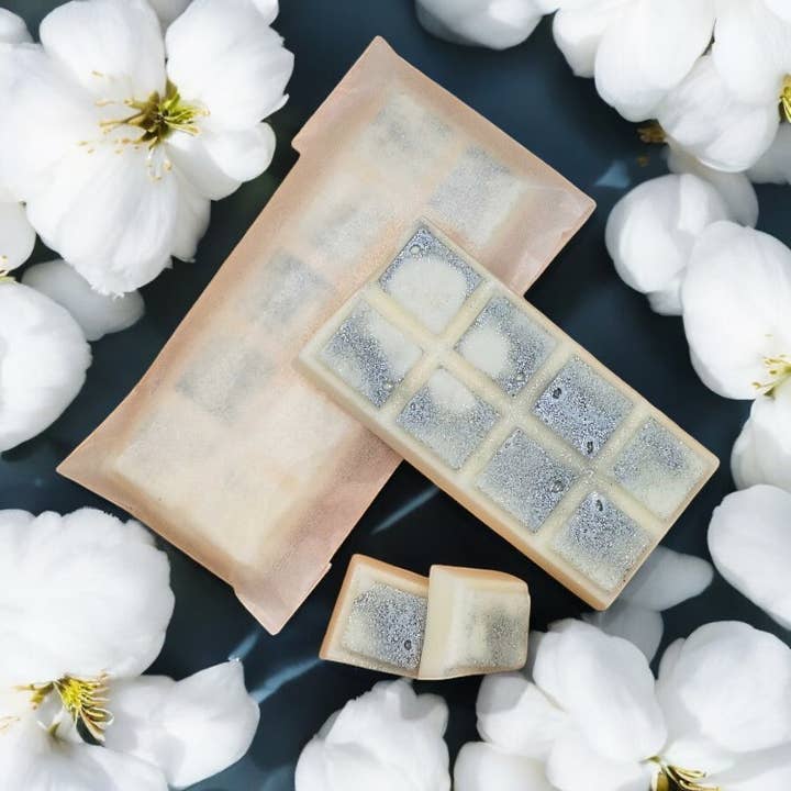 Katoenbloesem Witte Label Wax Smelt voor wholesale door Lunar Fragrances