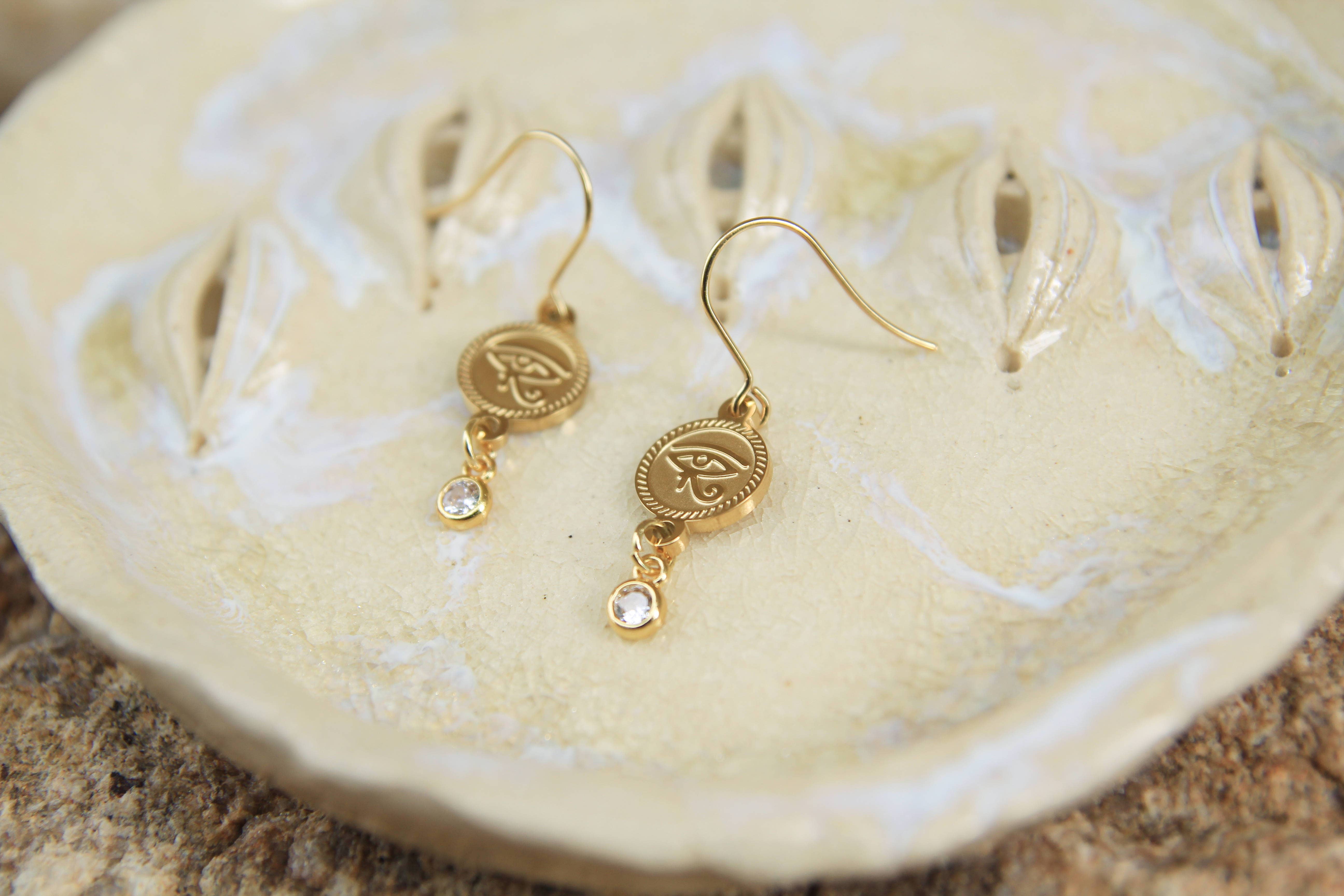 Bo and Ho - Wholesale Dangle earrings - Gold Eye of Horus Earrings1