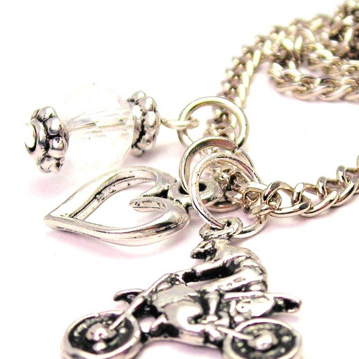 Chubby Chico Charms – Engroshandel Halskæde med vedhæng – Dirtbike Motocross Rider hjerte og krystal halskæde