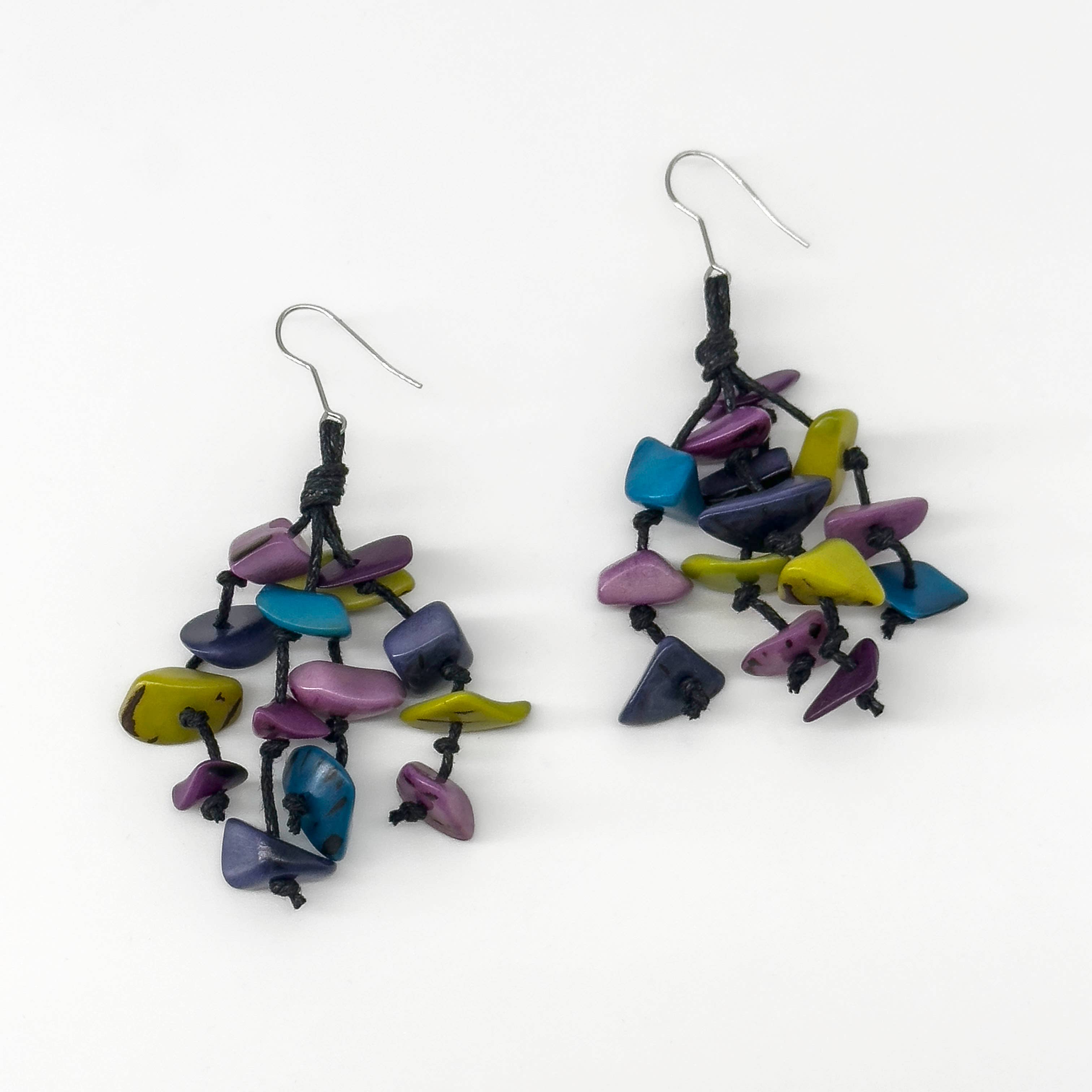 Belart Fair Trade - Venta al por mayor Pendientes colgantes - Pendientes colgantes de 4 hebras con chips de tagua5