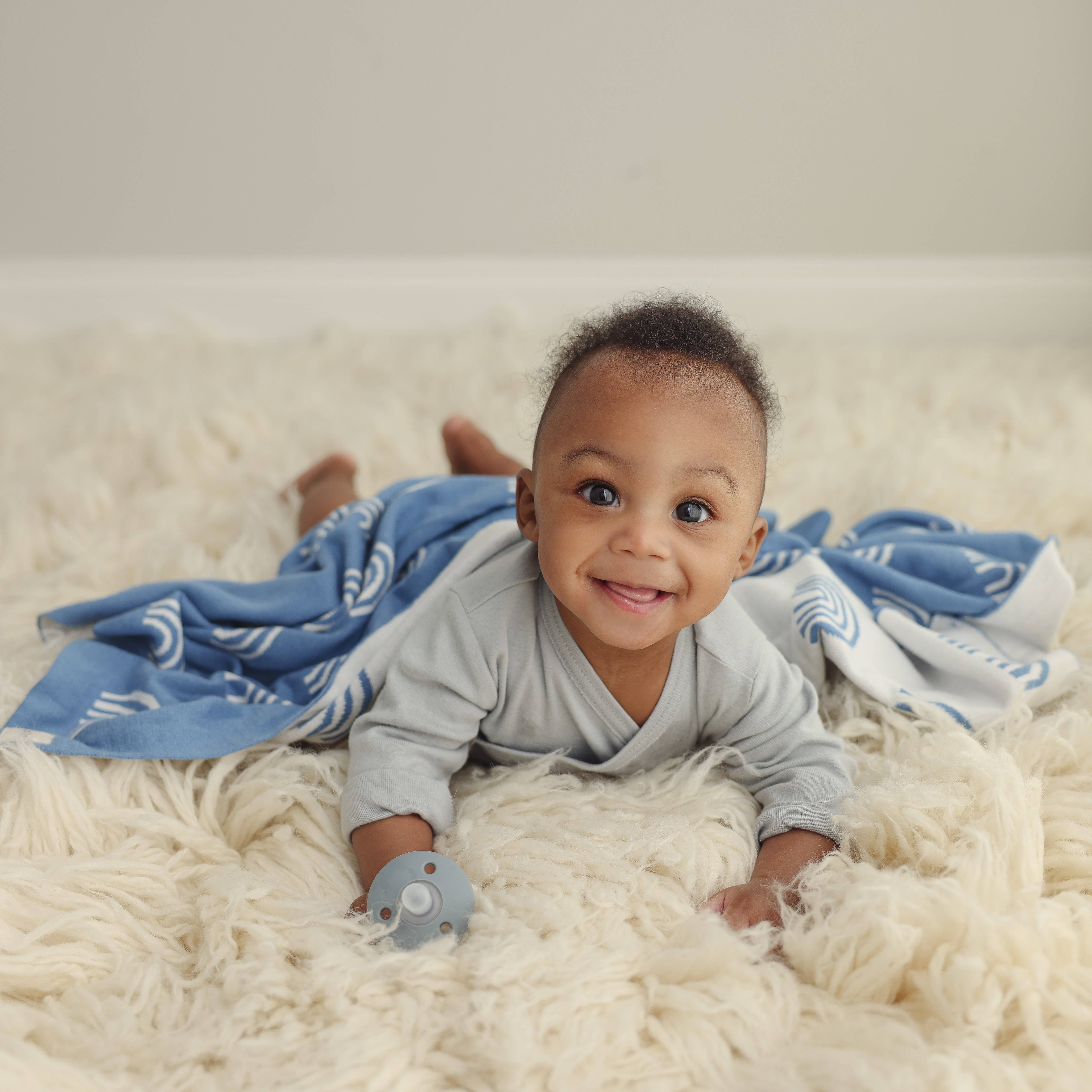 Bleu La La - Venta al por mayor Mantita - Bebés - Manta para bebé 100% algodón de lujo con diseño de arcoíris8