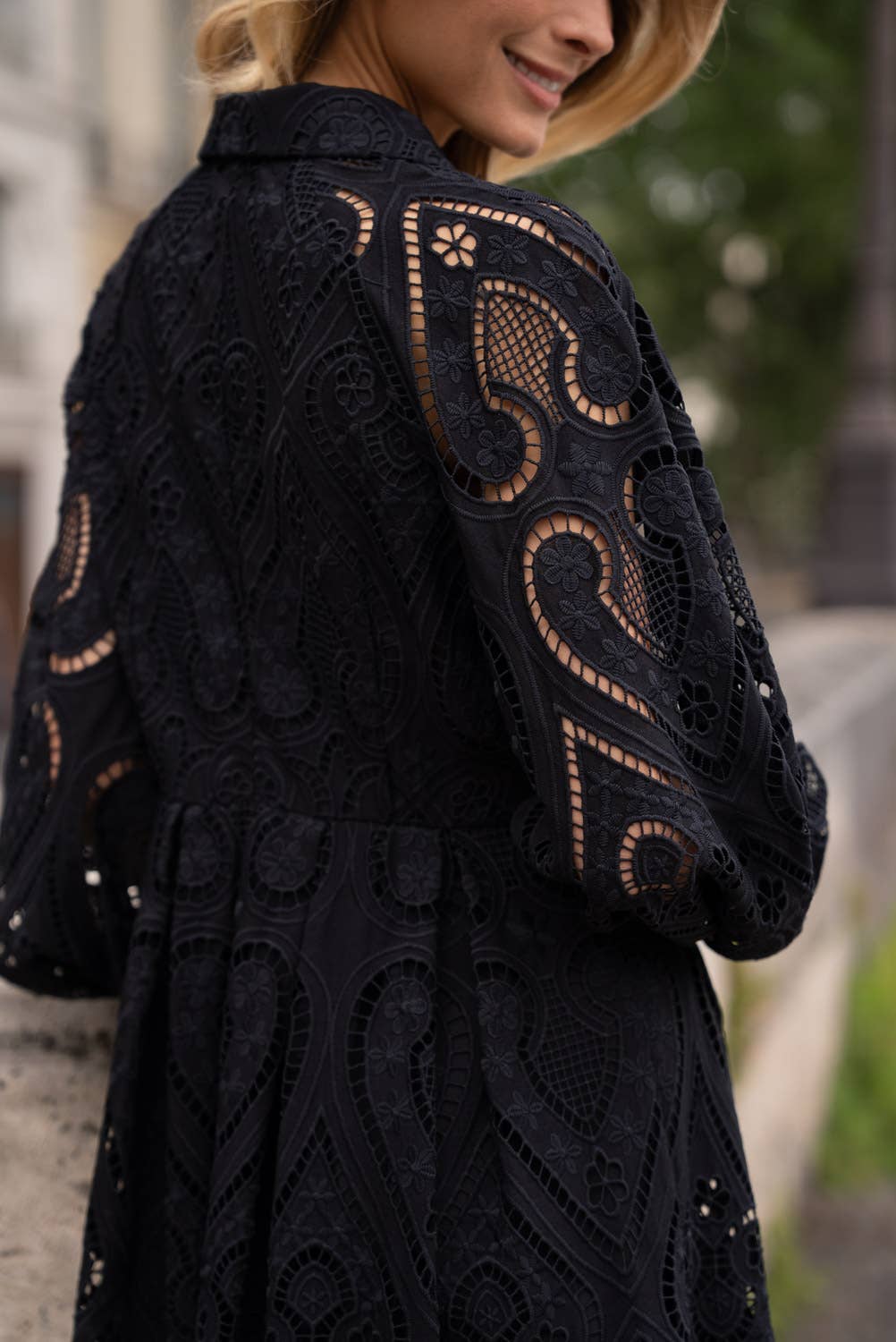 Nero Abito in pizzo di cotone ricamato - CH003 in vendita all'ingrosso su Faire3