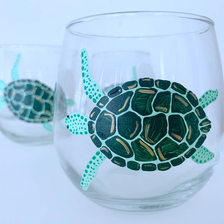 Sea Turtle Stemless Red Wine Glasses for wholesale by ArtSea Creations
