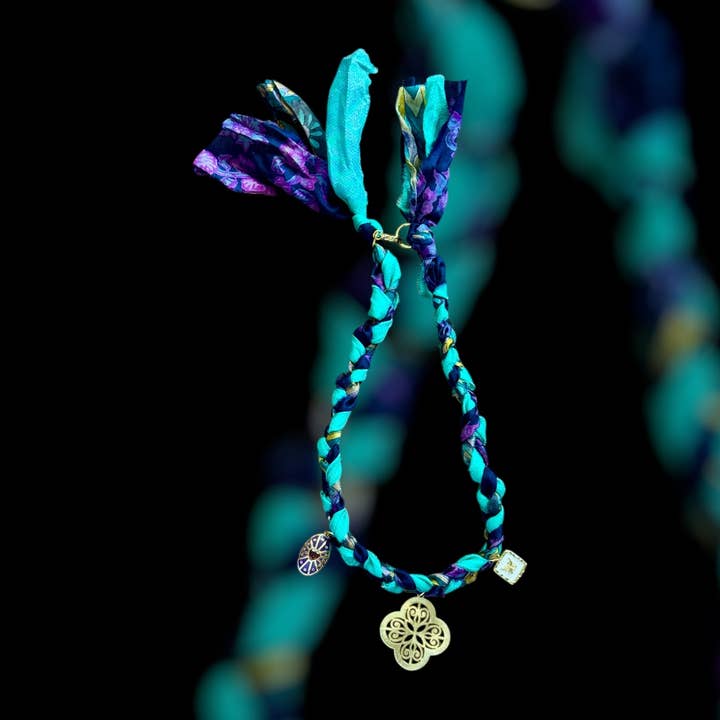 Freely Cece LLC - Wholesale Pendant/Charm Necklace - Braided Silk Saree Charm Necklace Bandana ScarfÂ
