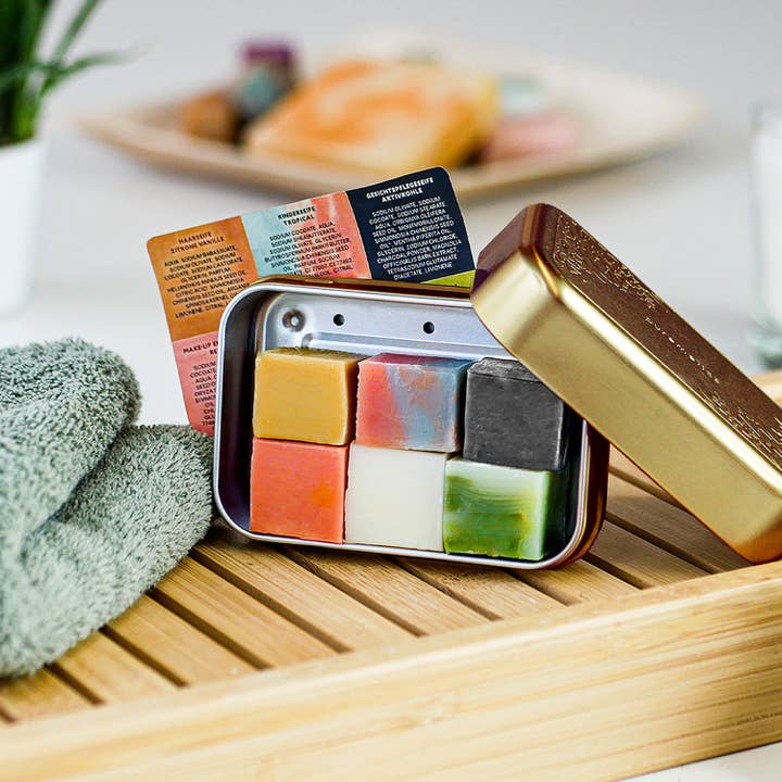 puremetics GmbH - Wholesale Bar Soap - Test box 'Soap minis with soap box gold'2