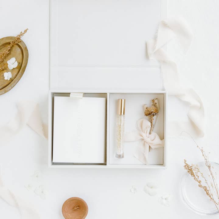 Abbey Ratcliff - Wholesale Keepsake Box - Kids & Baby - Double Linen Keepsake Box - for Photos & Cards