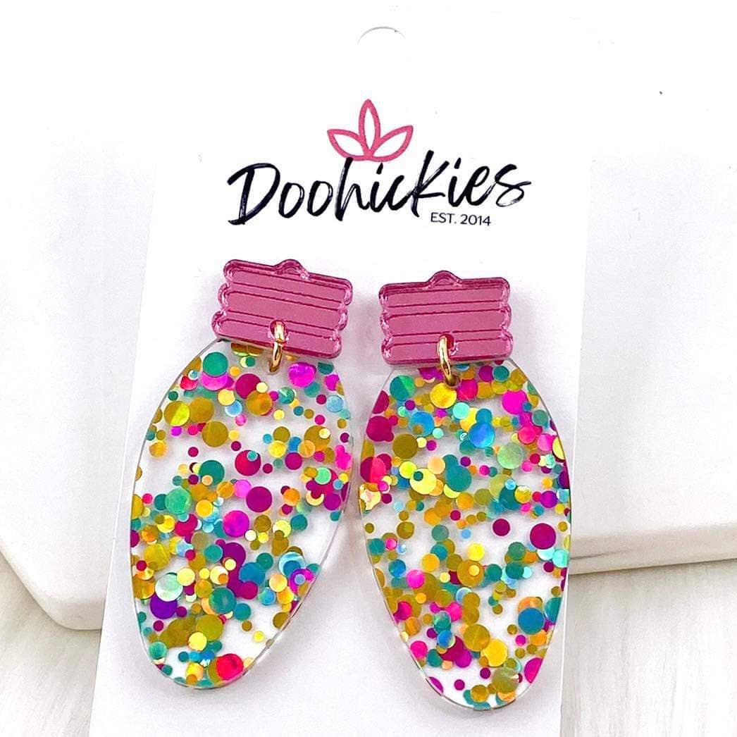 Doohickies – Brincos de argola por atacado – Brincos de Acrílico de Natal com Luzes de Confetti de 2"1