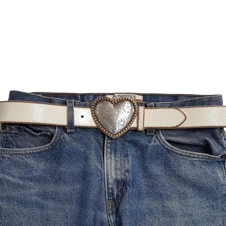 Axesoria West - Wholesale Belt - Women's - Western Heart Buckle w. Vintage Leather belt