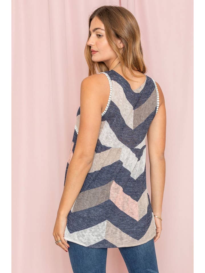 EG fashion – wholesale Tunic – Women’s – Pom Pom Chevron Top3