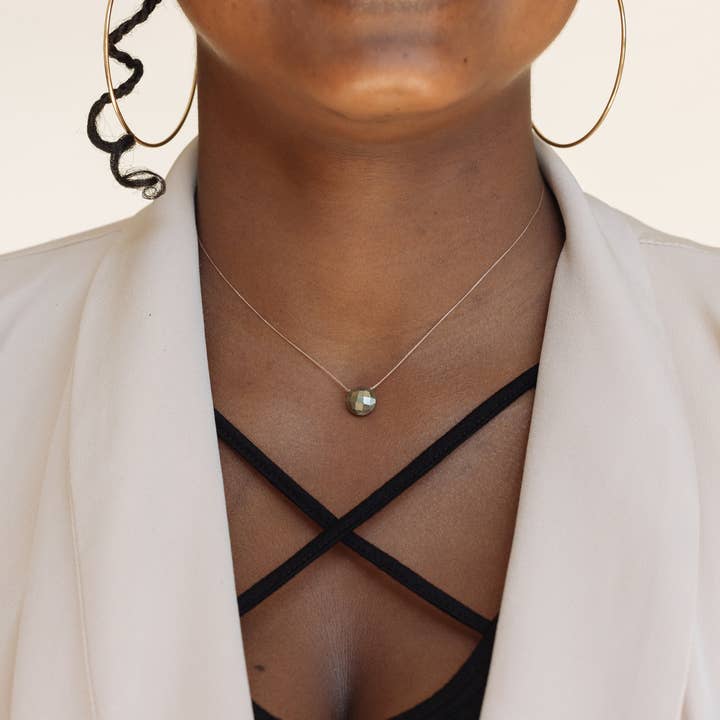 SoulKu - Wholesale Pendant/Charm Necklace - Pyrite Enneagram Necklace for Type Eight - ENNE08