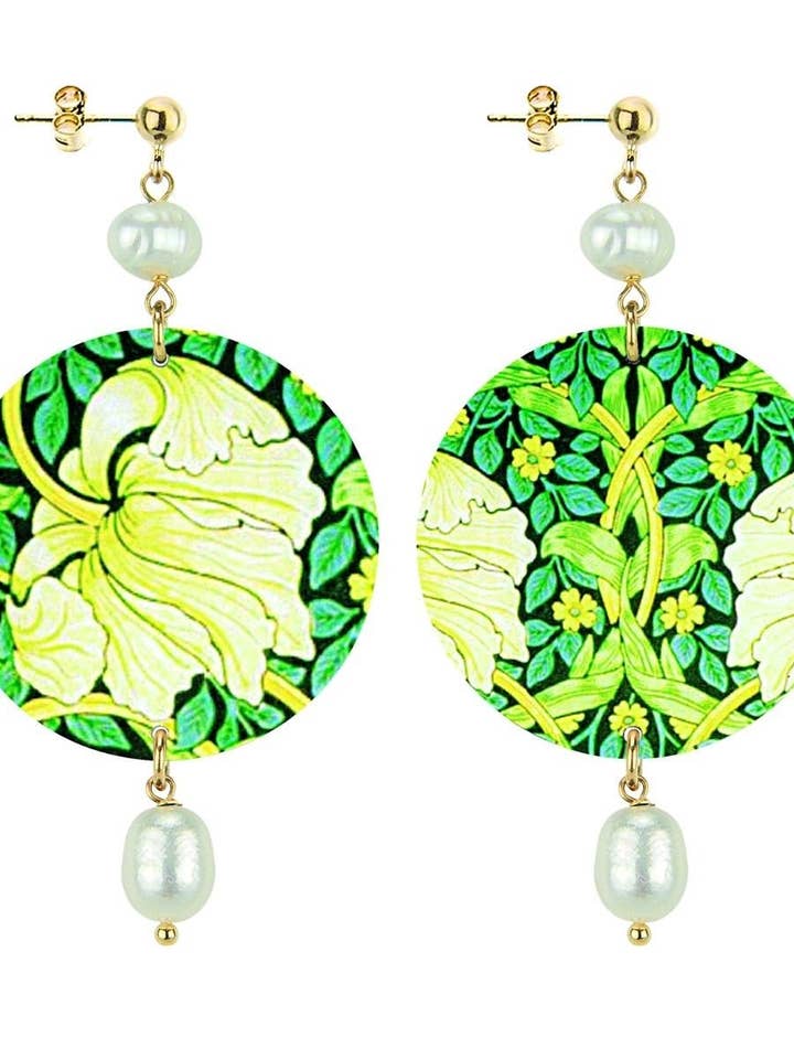 Women's earrings white flower green background made in Italy for wholesale by Lebole Maison