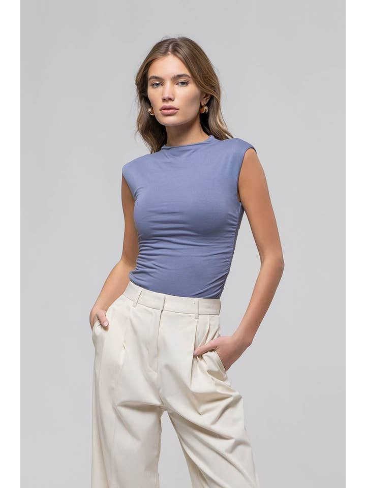 The Workshop Studio - Vente Haut en maille – femme - TOP EN MAILLE FRONCÉE À COL CHEMINÉE RÉVERSIBLE (PRÉ-COMMANDE)3