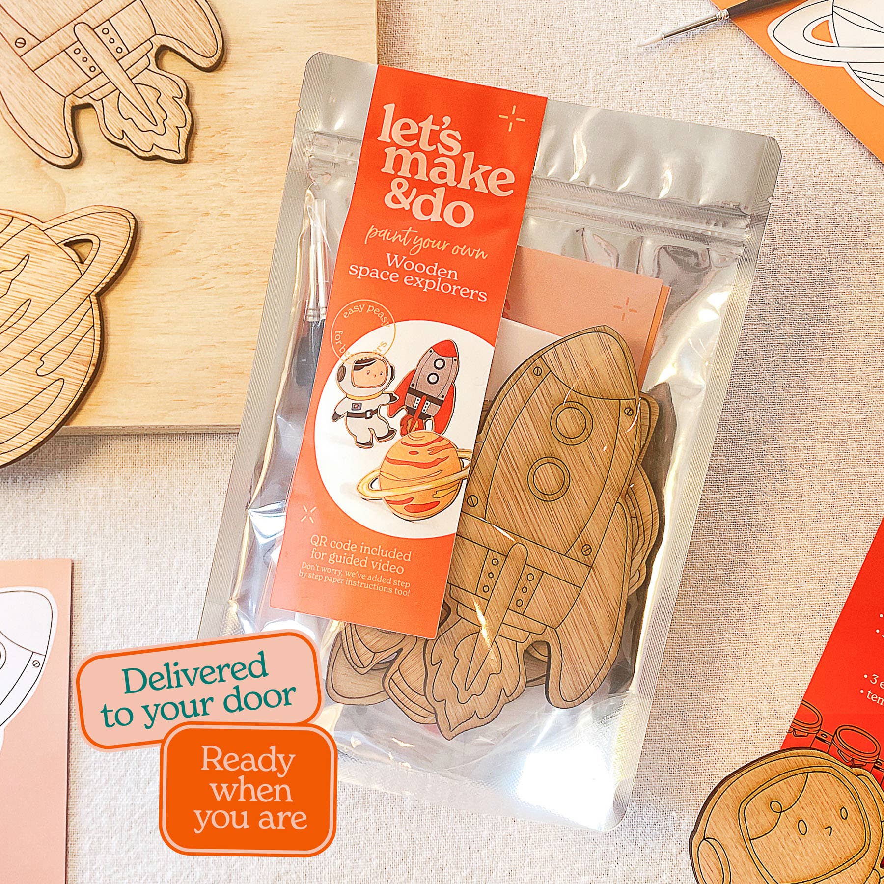 Let's Make & Do – wholesale DIY craft kit – Child – Paint Your Own Wooden Space Explorers Kit9