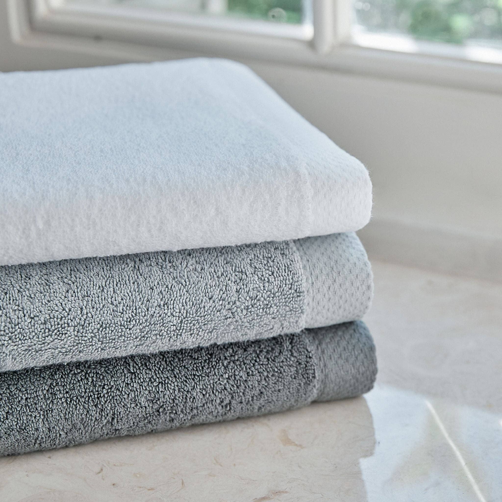 Torres Novas - Wholesale Bath Towel - Silver gray Luxus12