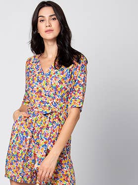 Mehrfarbiger Playsuit mit Blumenmuster und Gürtel für den Großhandel von Faballey