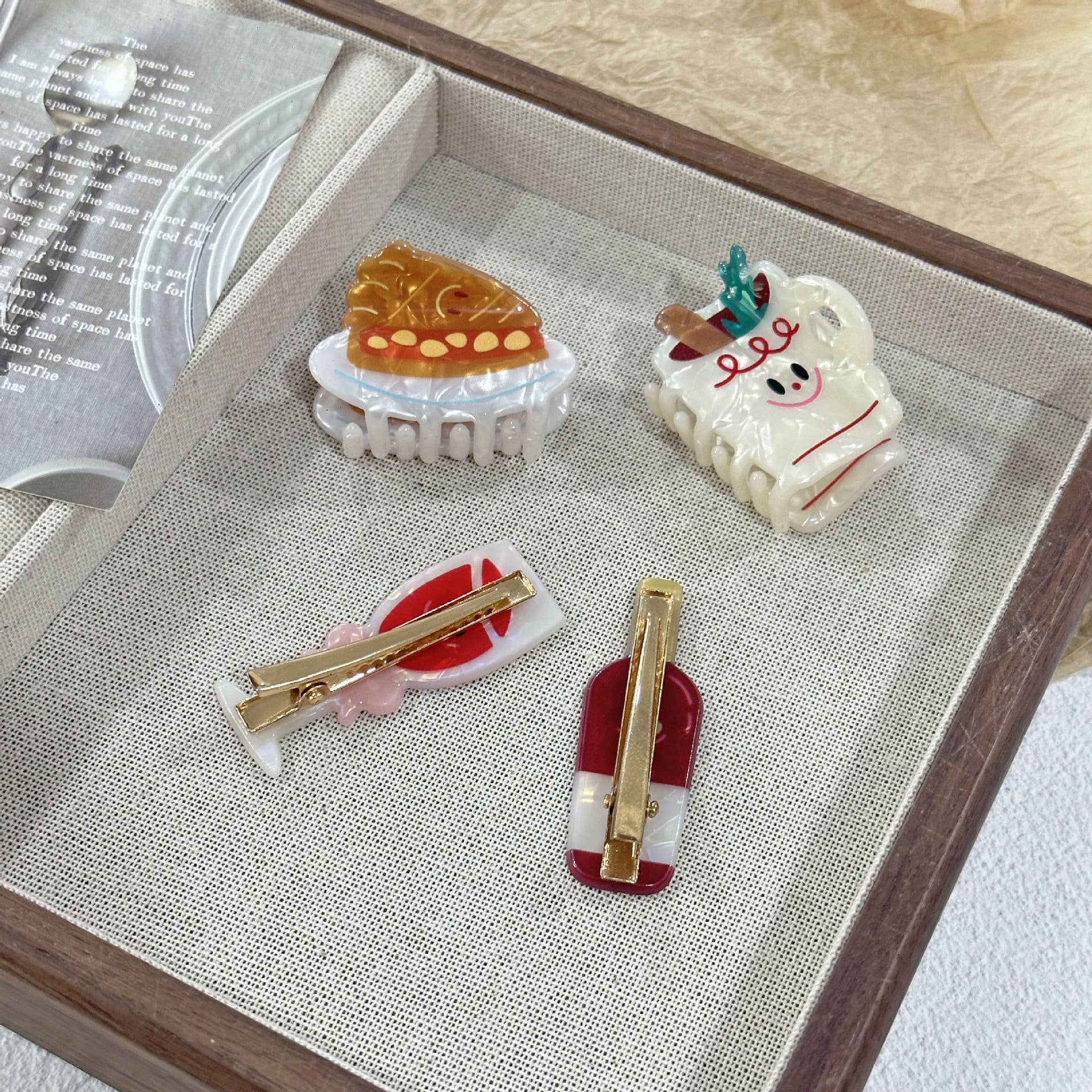 SoapElenGlen - Wholesale Hair Clip - Women's - Fun Food Claw Clip, Red Wine Side Clip6