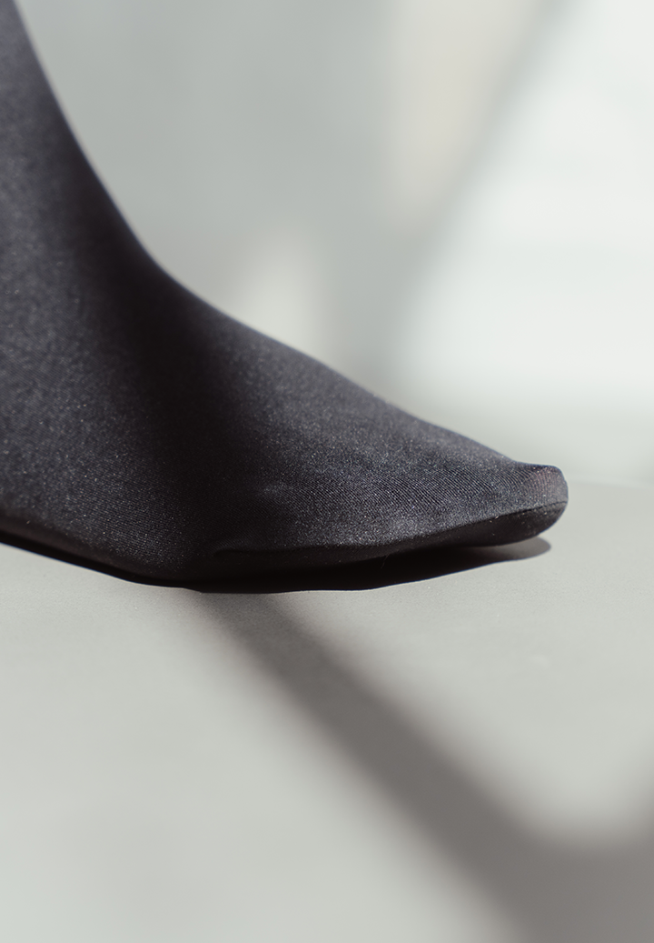 Dual Defiance - Wholesale Tights - Women's - BACK IN BLACK Tights1