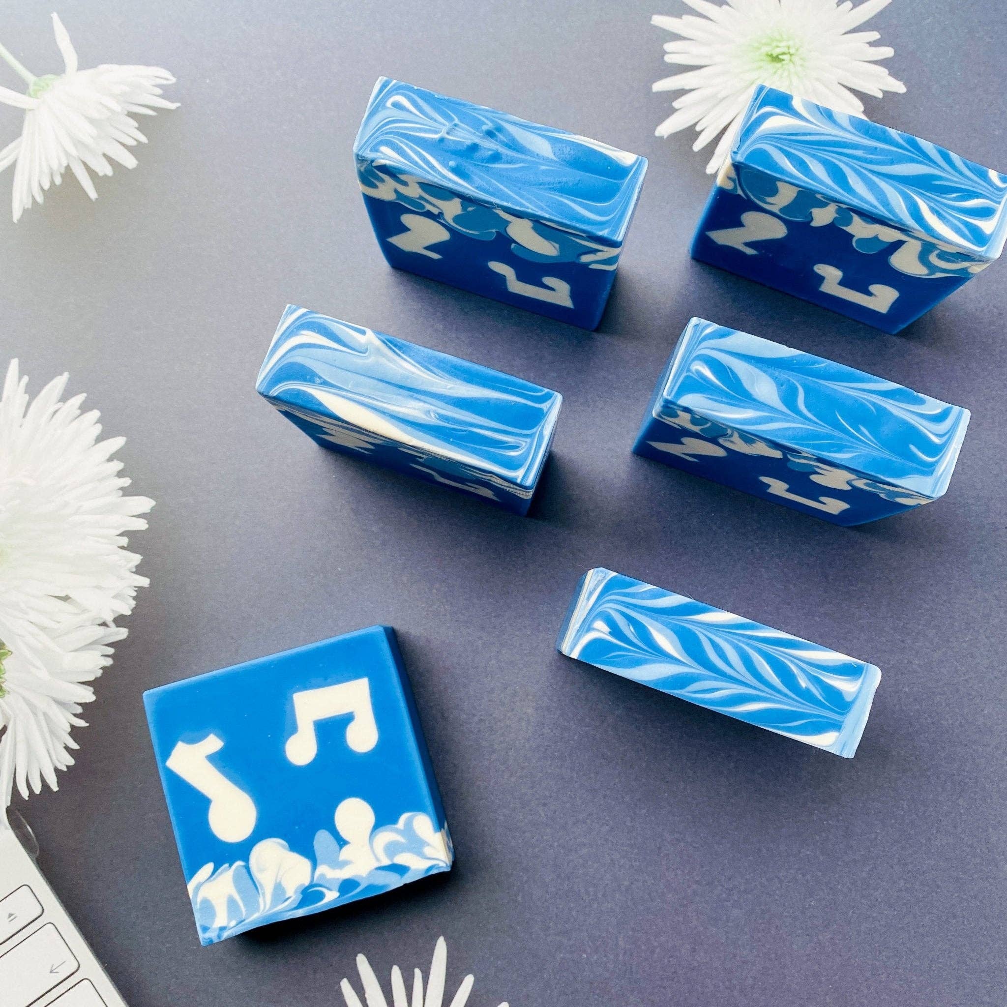 Tammi Home Body & Bath - Wholesale Bar Soap - Handmade Artisan Natural Soap | Notes of Glee | Japanese Honeysuckle Scent2