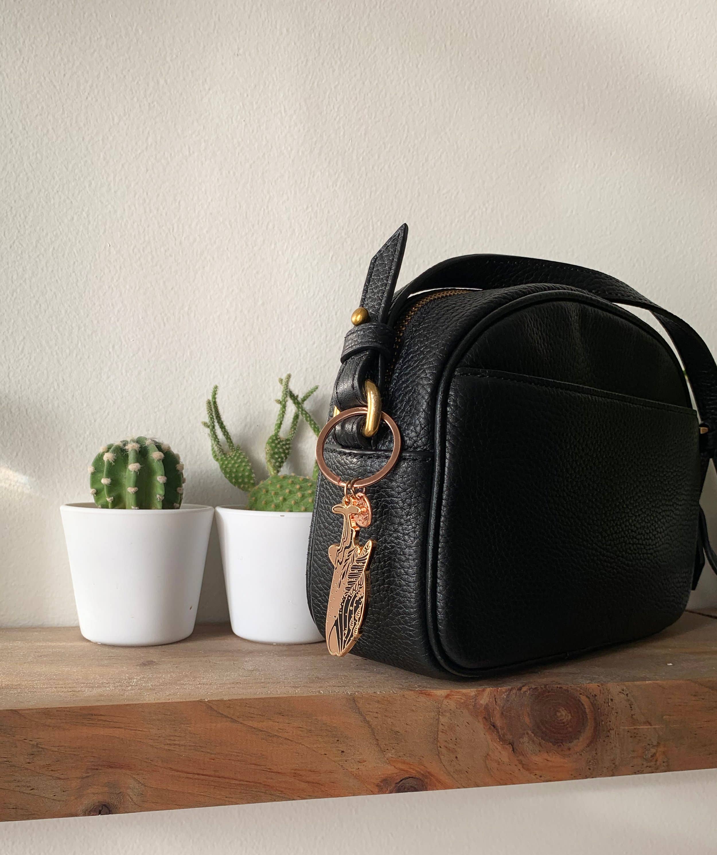 sol&mar art co. - Wholesale Keychain - Unisex - Whale Shark Enamel Keychain5