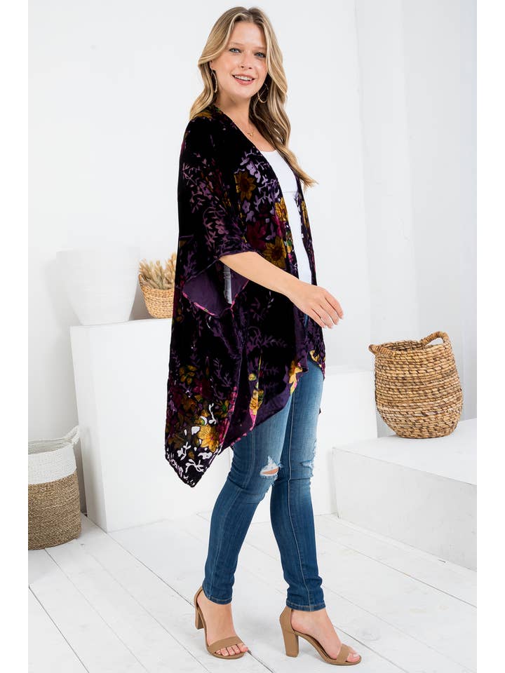 LA Soul - Wholesale Kimono - Women's - Vintage Floral Print Velvet Kimono
