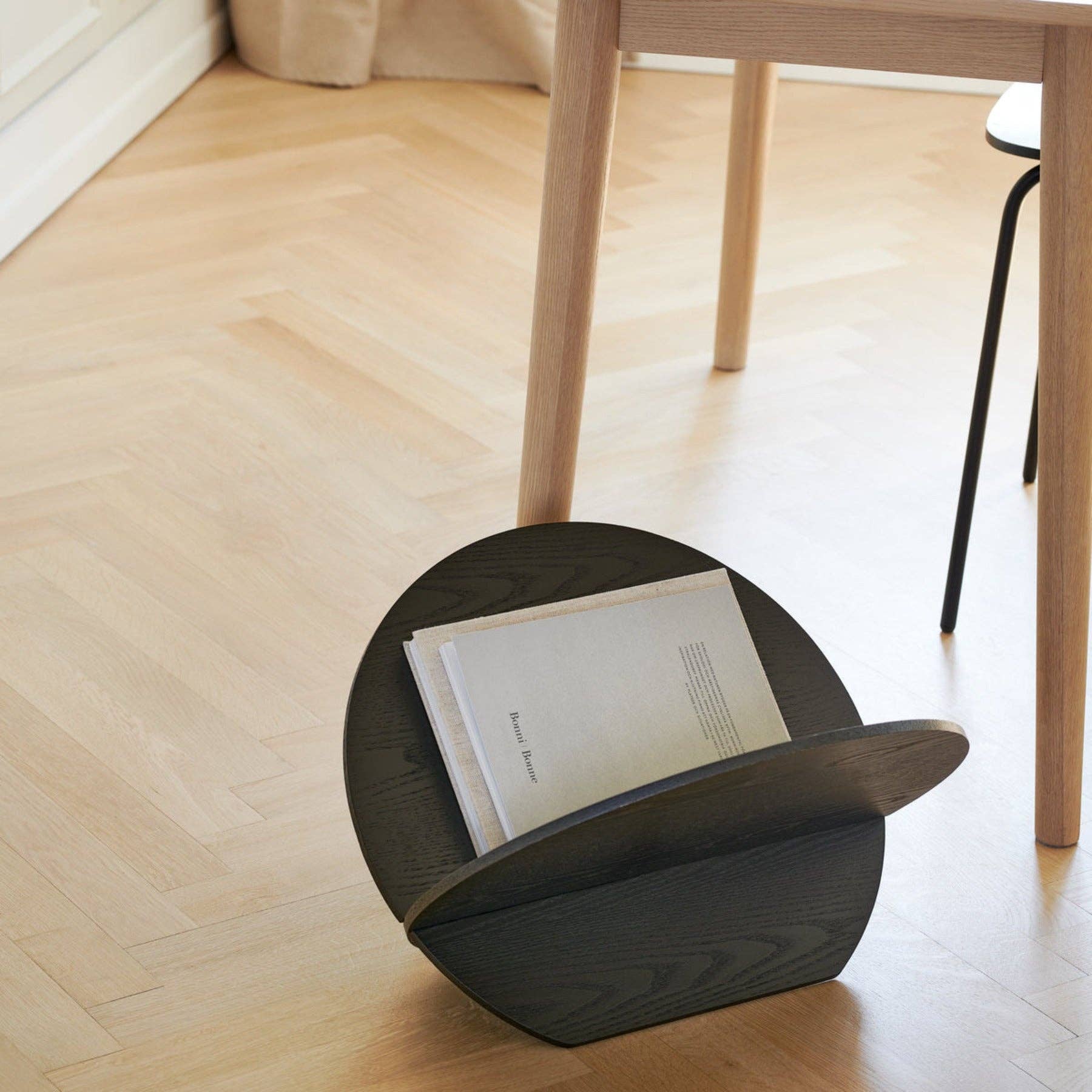 Studio Nordhaven - Wholesale Magazine Rack - Silia Magazine Holder, Black4