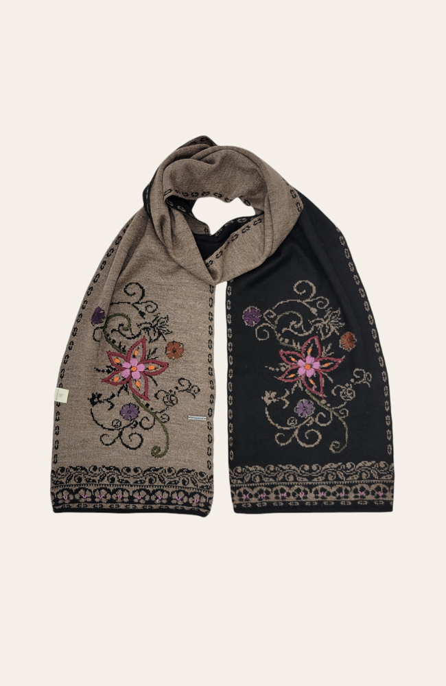 WUAMAN - Alpaca - Wholesale Scarf - Women's - Emilia Alpaca Scarf | Hand Embroidery | Floral1