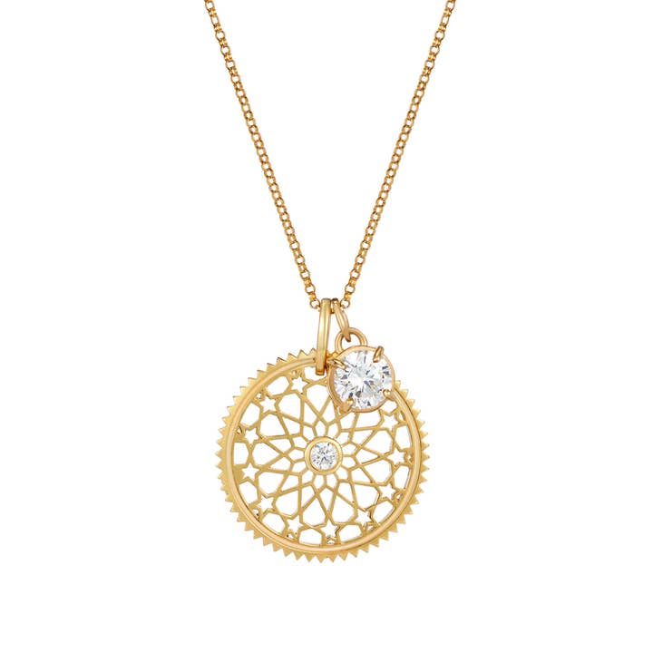 Set ciondolo a forma di stella con ciondolo a forma di medaglione Filagree e ciondolo a forma di diamante con zirconi per la vendita all'ingrosso da parte di One and One Studio