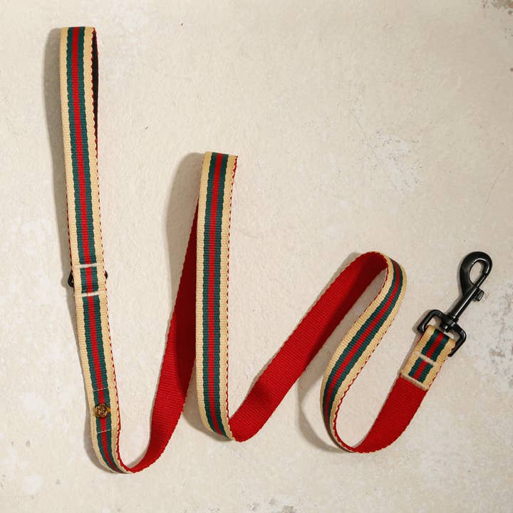 Le Classic Dog Leash for wholesale by Saint Rue