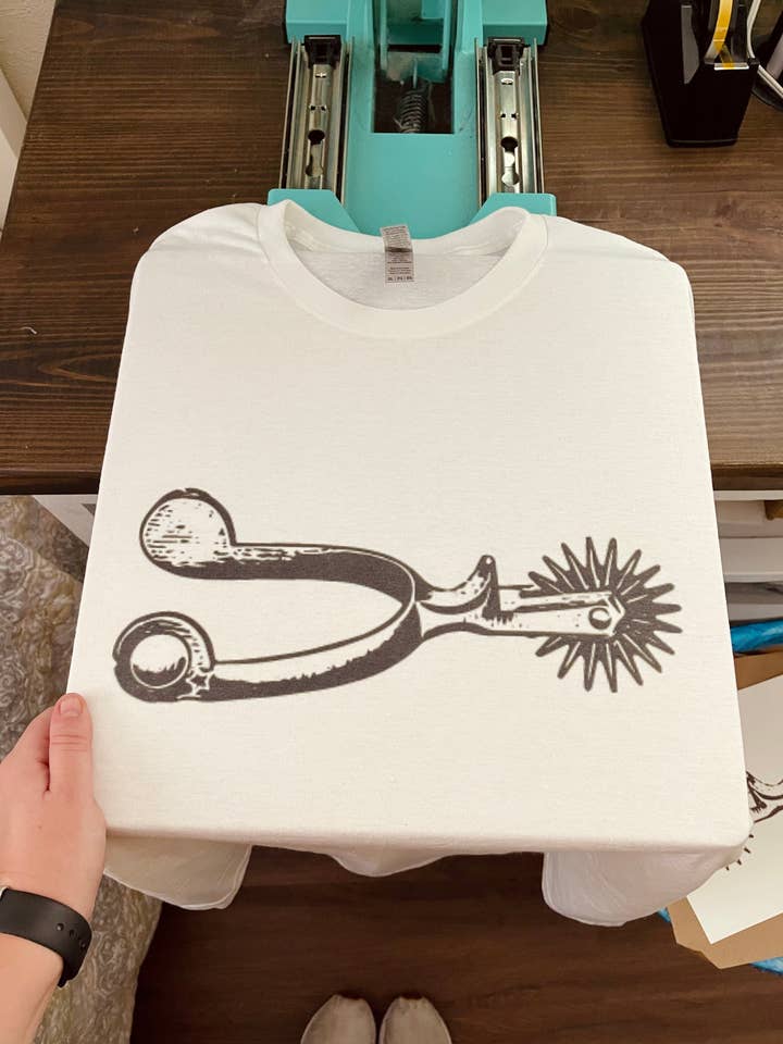 Sporn für den Großhandel von The Rustic J Boutique