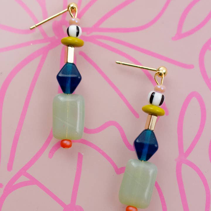 Jill Makes – wholesale Dangle earrings – Multicolor beaded dangle earrings5