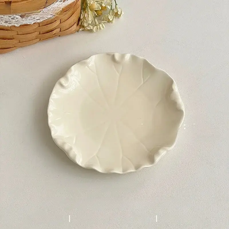 Otterware - Wholesale Appetizer Serveware - Elegant 6" Ceramic Leaf Dessert & Appetizer Plate (4 colors)0
