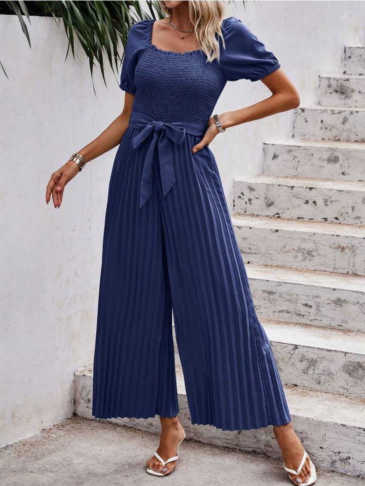 eLook – Großhandel Jumpsuit – Damen – SZ1-J6243 Gemusterter, plissierter Jumpsuit mit Gürtel10