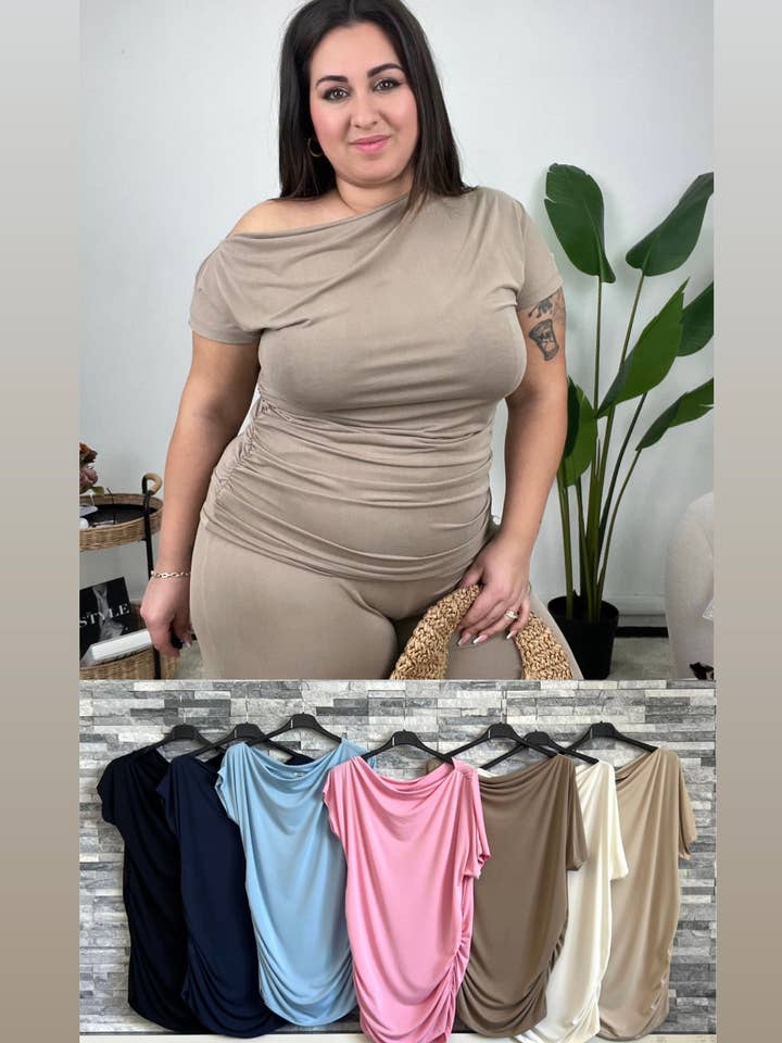 DIADEMA CURVY - Wholesale Knit Top - Women's - Curvy Sweater