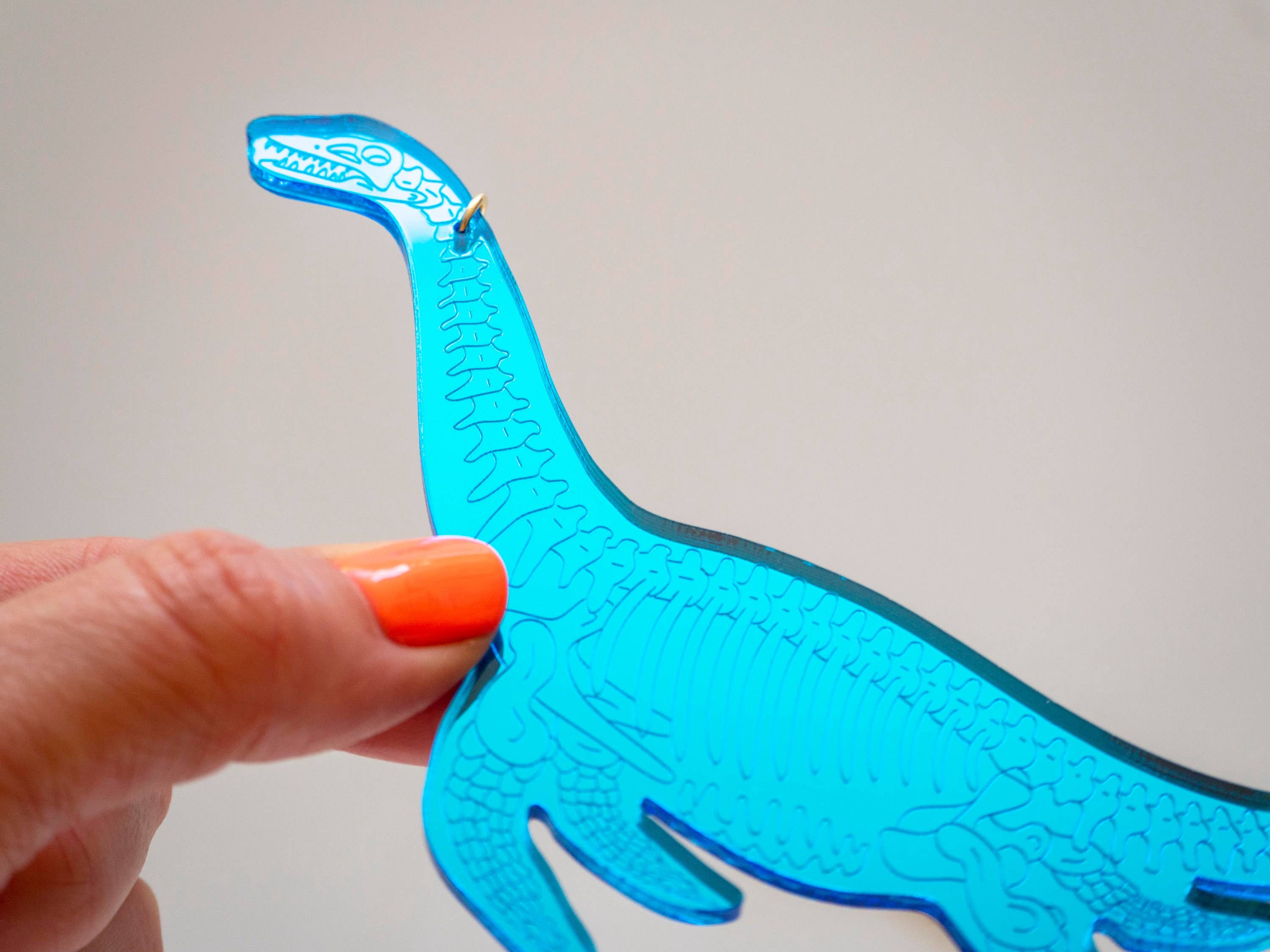 designosaur – wholesale Pendant/charm necklace – Plesiosaur skeleton laser engraved necklace1