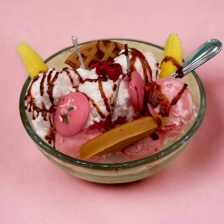 BeYOUtiful Bath* Body * Burn – Großhandel Geschenkkerze – Eisbecher-Dessertkerze0