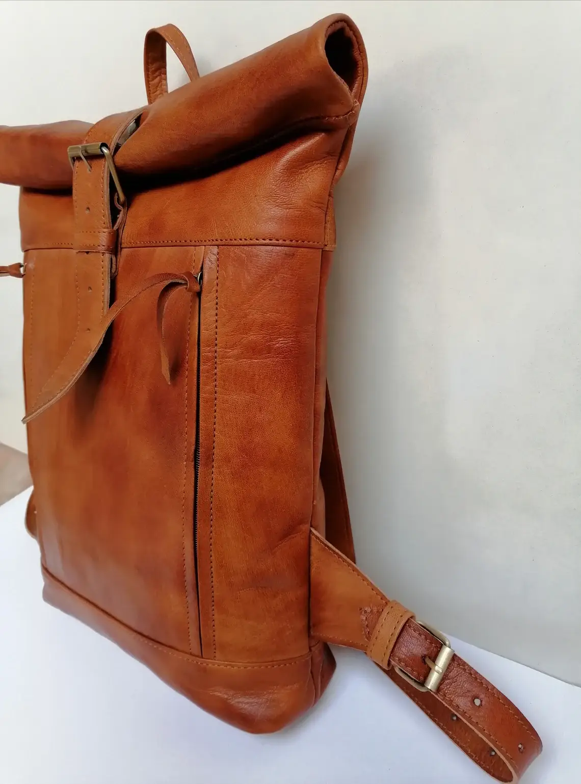 HandmadeBestSeller – Engroshandel Rygsæk - Dame – Elegant læderrygsæk i brun6