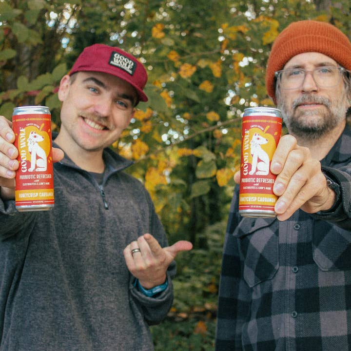 Good Wolf Beverages - Wholesale Soda/Carbonated Drink - Honeycrisp Cardamom Probiotic Soda - No Added Sugar - 12oz 2