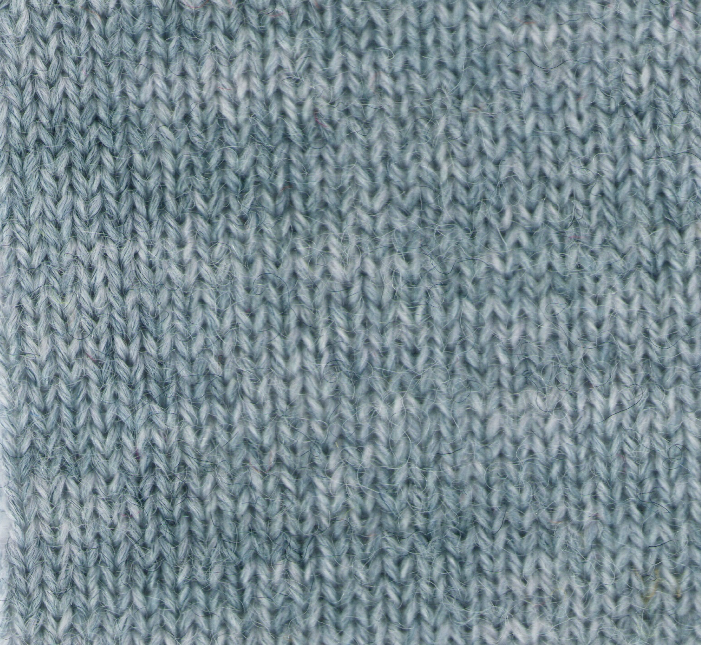 Lèmme – wholesale Pullovertröja - Dam – Överdimensionerad pullover med rund hals i extra fin merinoull9