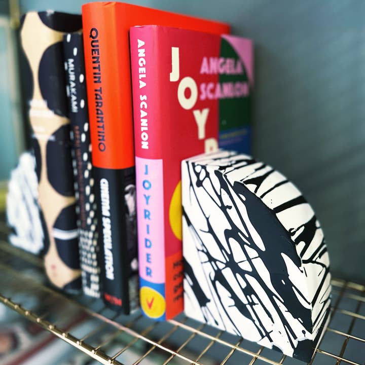 Made By Robyn - Wholesale Bookend - Book Ends - Graffiti - Black & White4