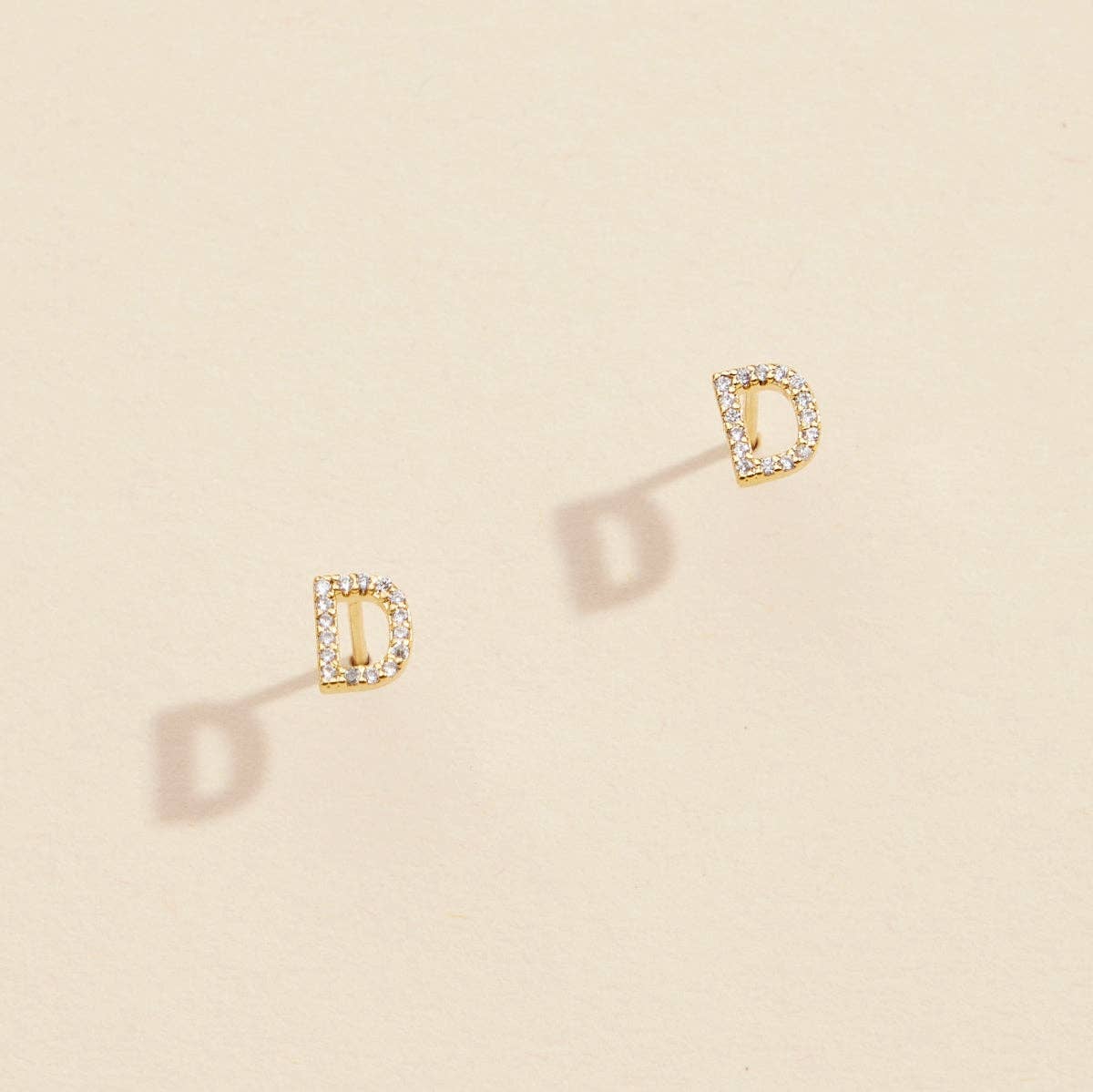 Lilla Haven - Wholesale Stud/Post Earrings - Initial Letter Stud Earrings – 12 Pack Bundle in Gold or Silver8