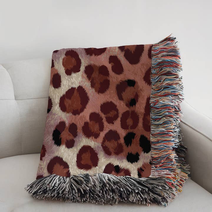 CasaIuliia - Wholesale Throw Blanket - Terracotta Leopard Woven Blanket – Modern Animal Print Throw3