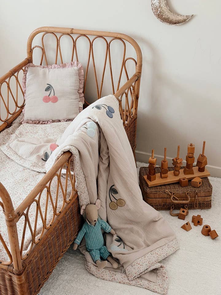 Manta para niños Nova - Cerezas para venta al por mayor de Elly+Lune