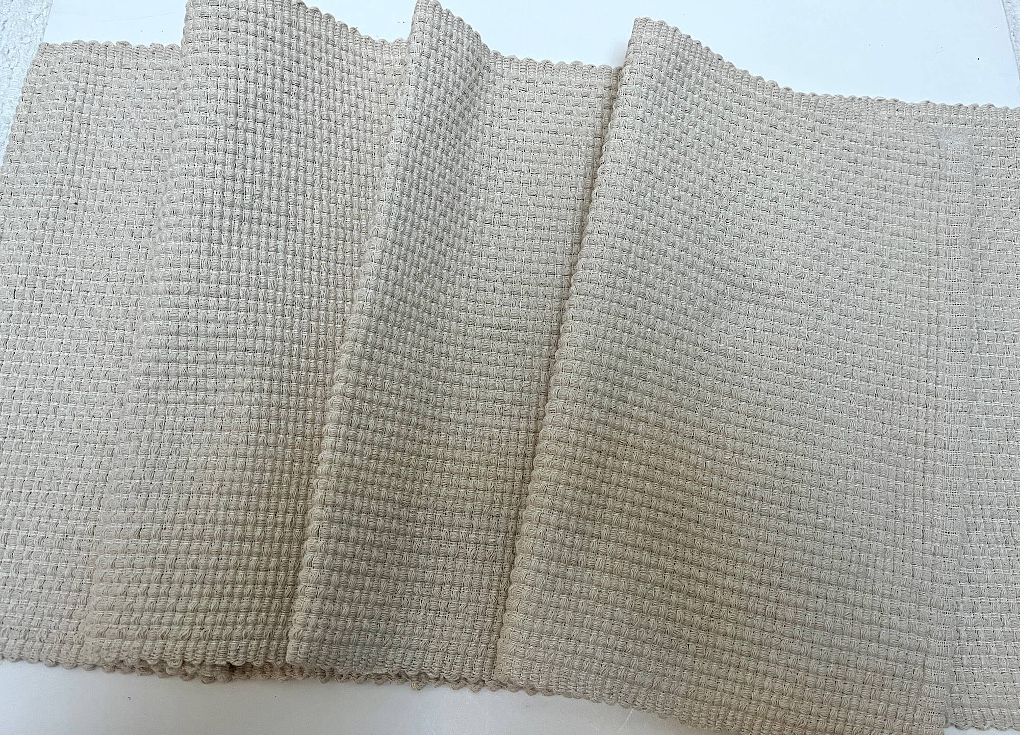 natural habitat – Großhandel Tischläufer – Tischläufer 72" Natur2