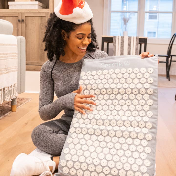 Spoonk Space Inc. - Wholesale Sleep/Eye Mask - 8 pc Acupressure Mats Regular in the hemp bag