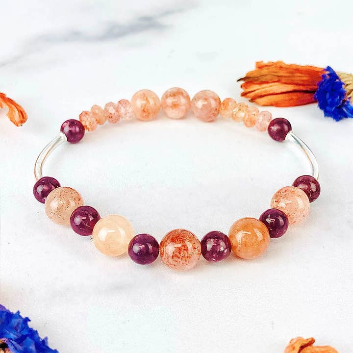 Rise Up Confidence - Bracelet en pierre de soleil pour la vente par WonderSpark