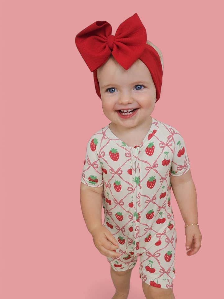 Dream Big Little Co. - Vendita all'ingrosso Tutina - Neonati - SOGNO DI CILIEGIA BACCHE CORTO