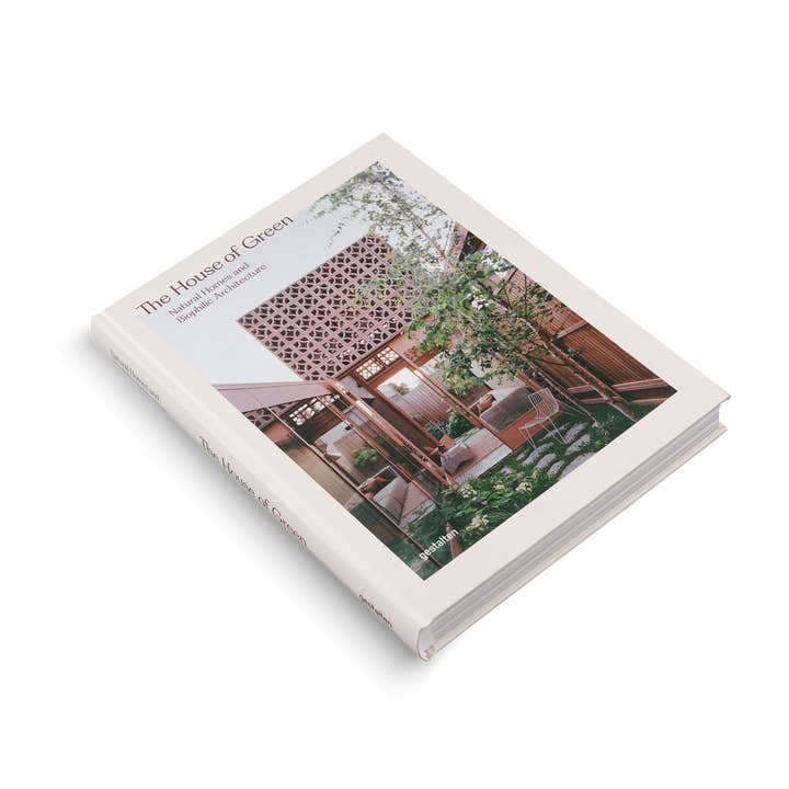 gestalten & teNeues - Wholesale Book - Adult - The House of Green: Natural Homes and Biophilic Architecture