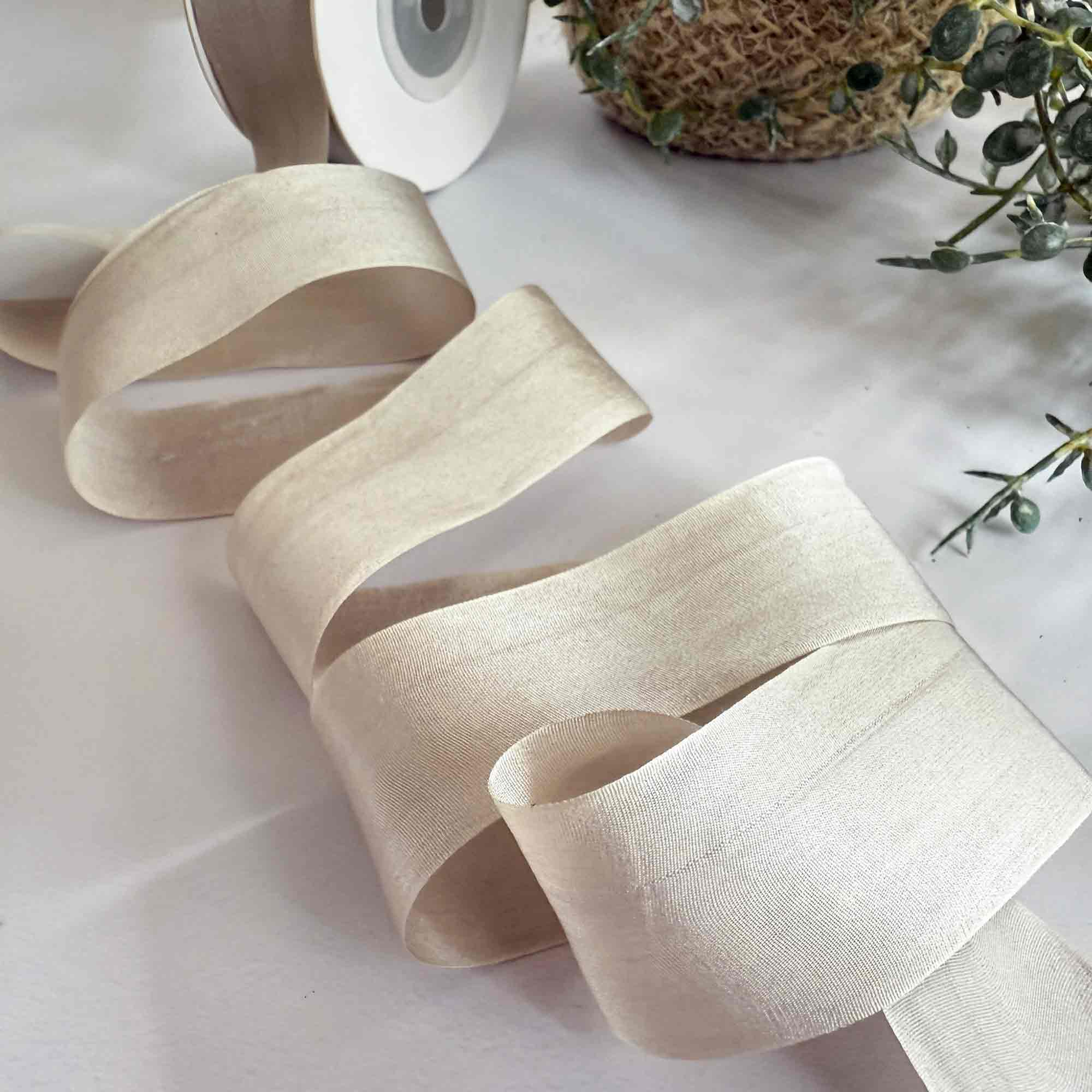 The Natural Paper Company - Wholesale Ribbon - Gift Wrapping - Silk Closed Edge Ribbon in Putty | Beige Silk Ribbon0