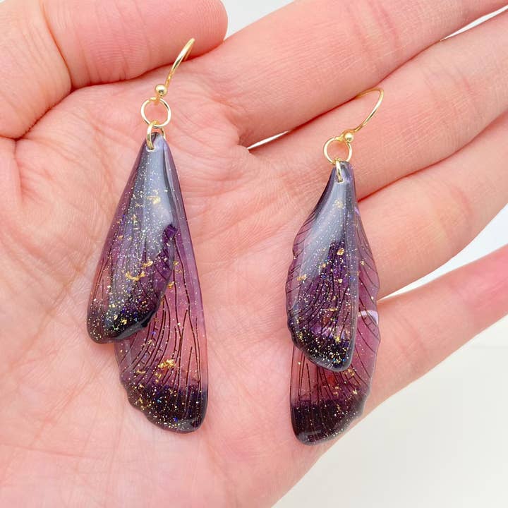 Mio Queena - Wholesale Dangle Earrings - Resin Colored Dragonfly Wings Dangle Earrings4