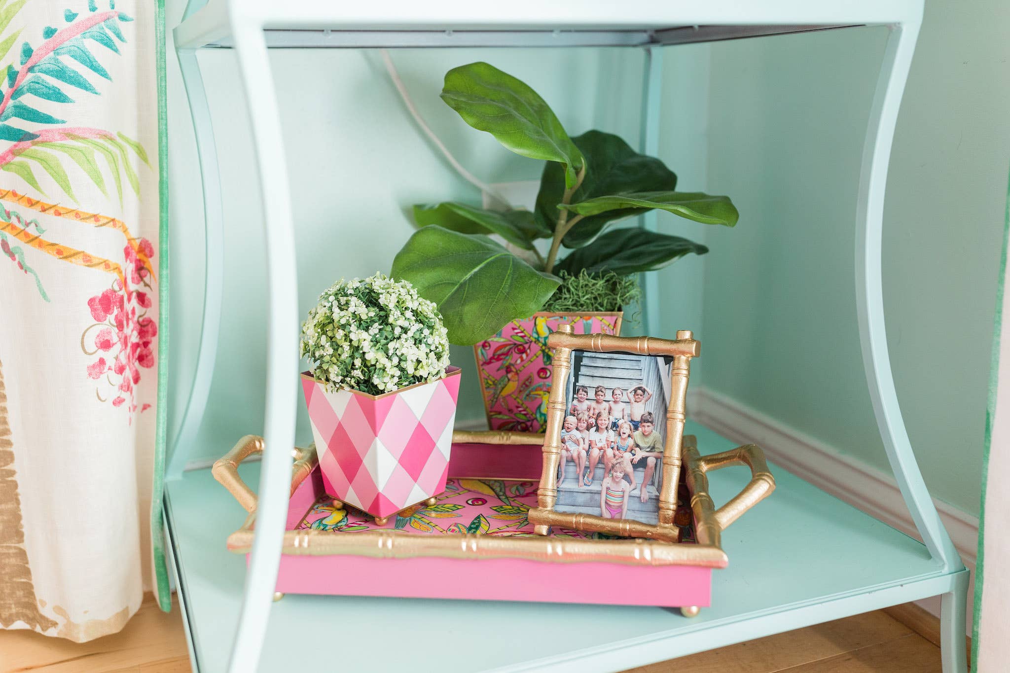 Jaye's Studio - Wholesale Picture Frame - Gracie Chloe Frame2